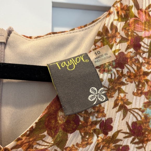 Taylor high low size 10 Floral Brown Dress - Picture 3 of 3